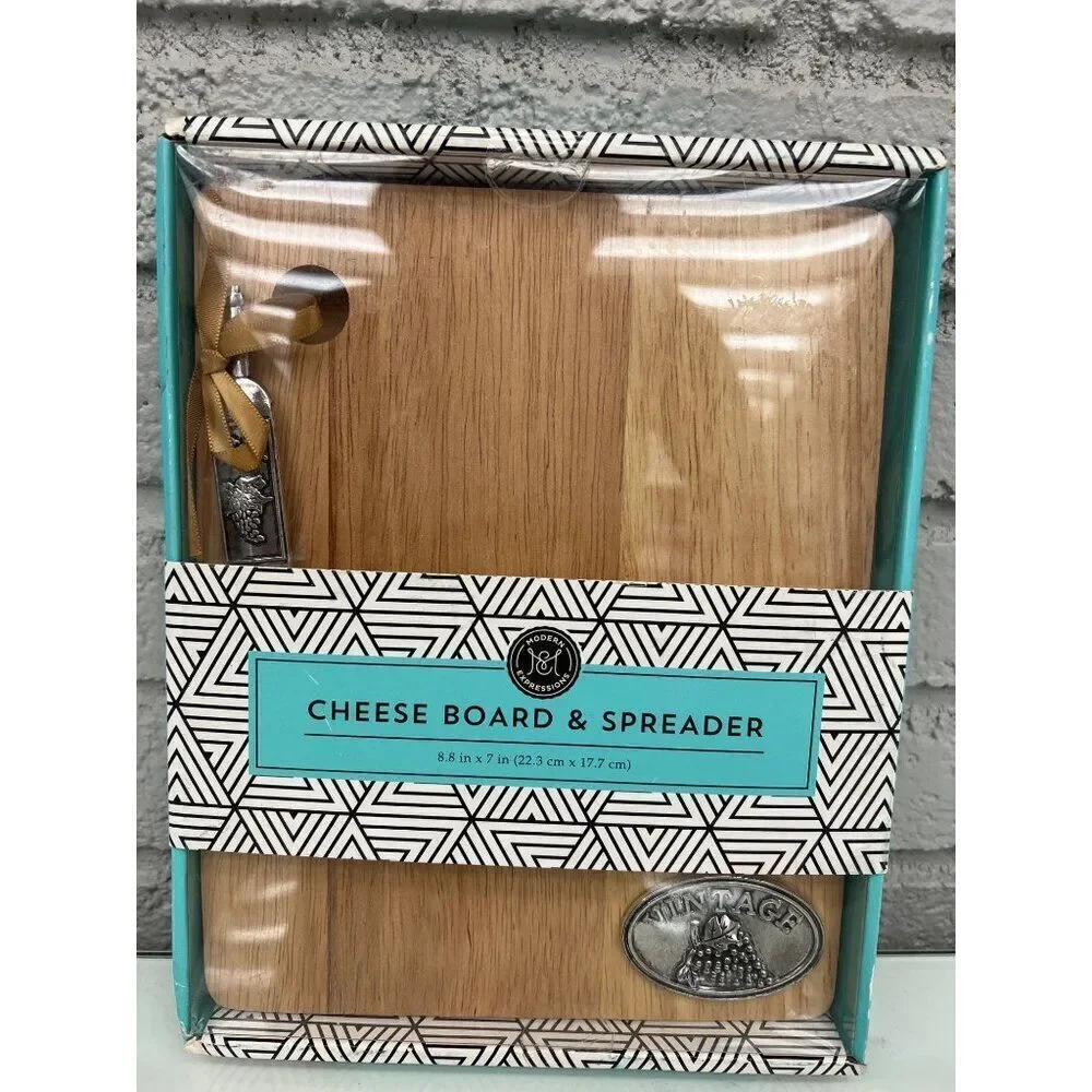 Modern Expression Cheese Board and Spreader Gift Set